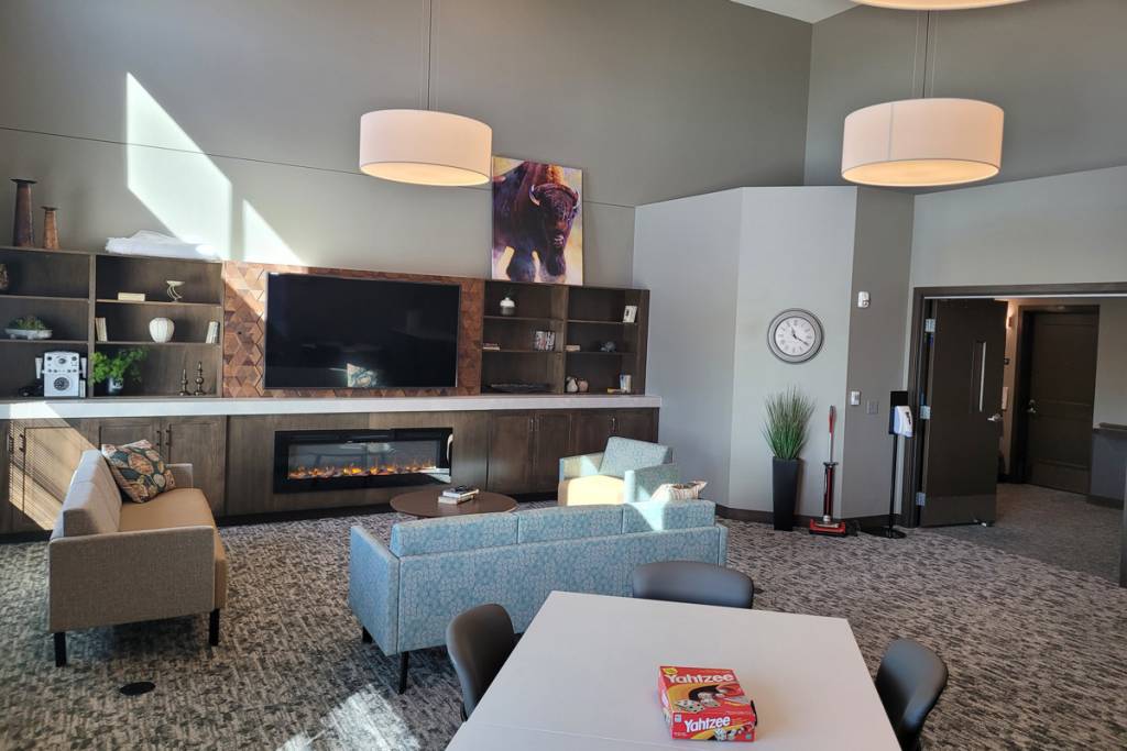 Monterrey & Brighton Place lobby
