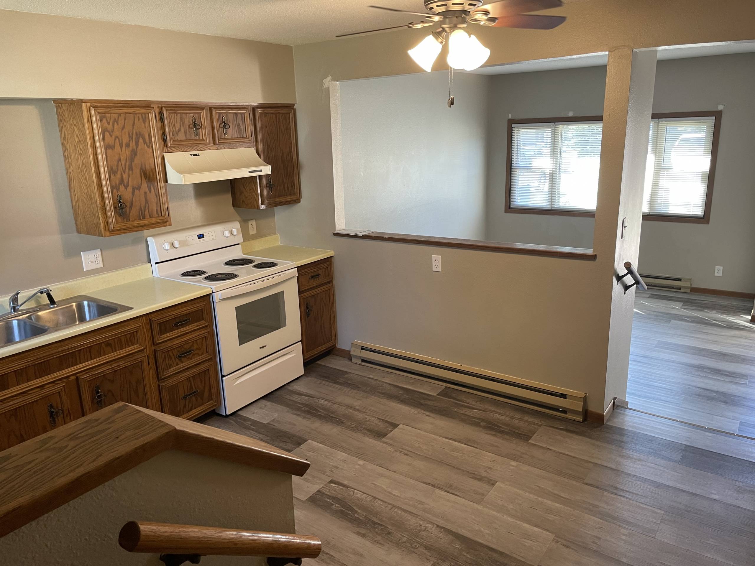 Cherry Hill Apartments kitchen