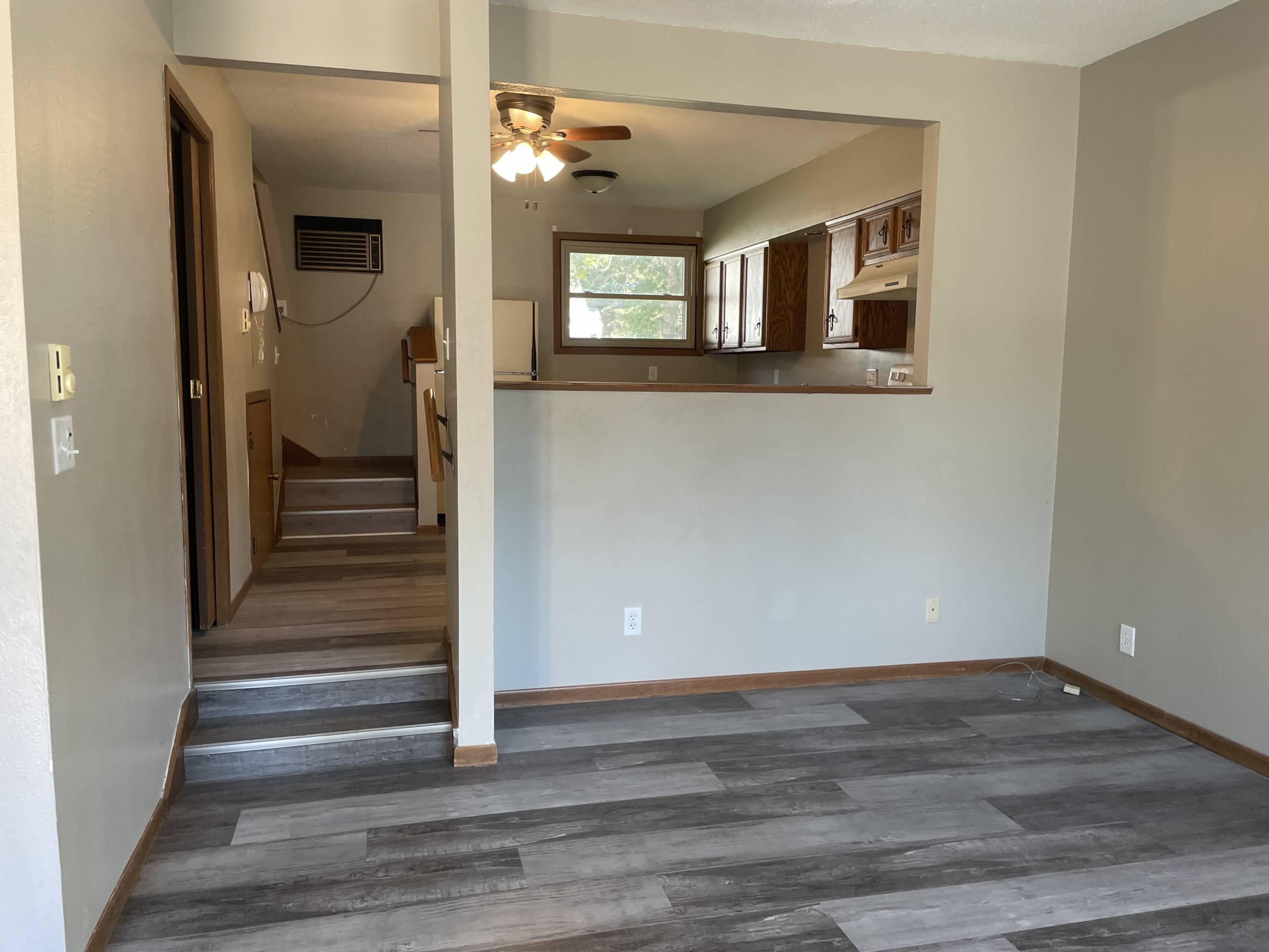 Cherry Hill Apartments living room